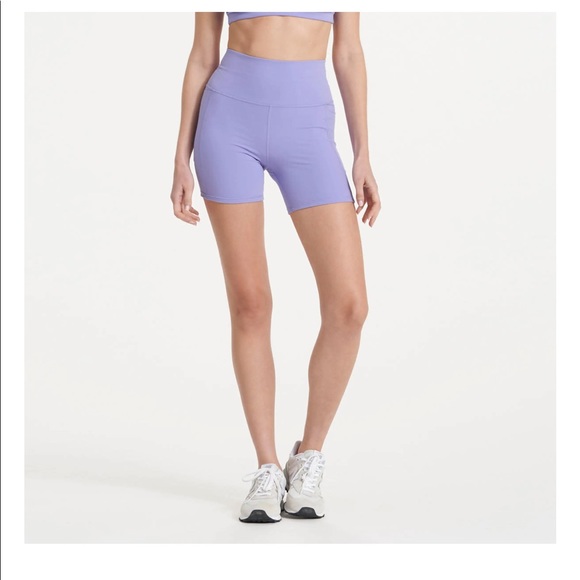 Vuori Pants - Vuori bike shorts brand new